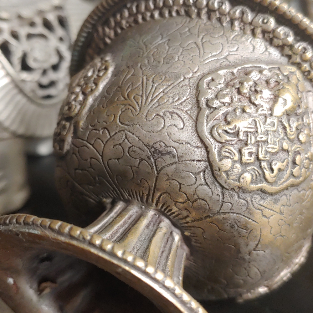 HandmadeOrnate Etched Metal Decorative Tibetan Dragon Burner Vase -Silver Cover.